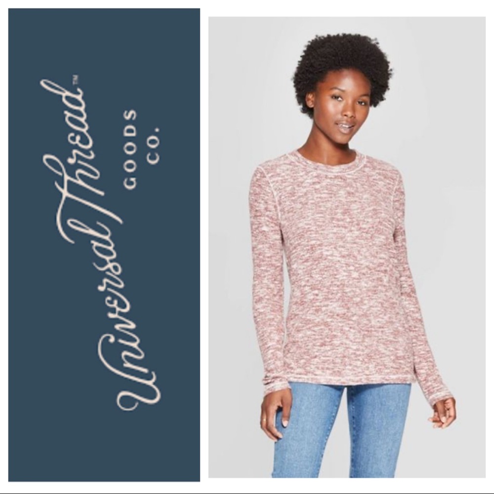 Universal Thread burgundy top